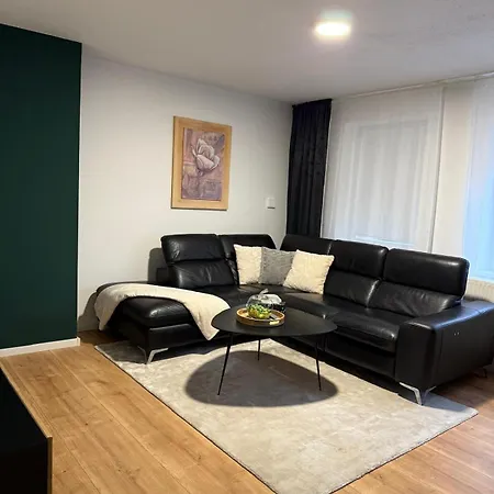 Apartment Gemuetliche Und Zentrale Stadtwohnung