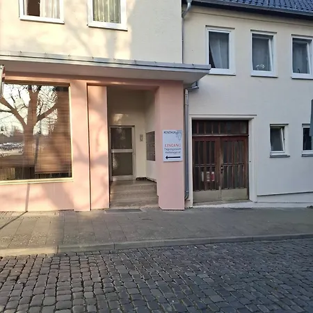 Gemuetliche Und Zentrale Stadtwohnung