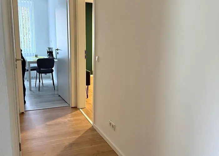 Gemuetliche Und Zentrale Stadtwohnung *