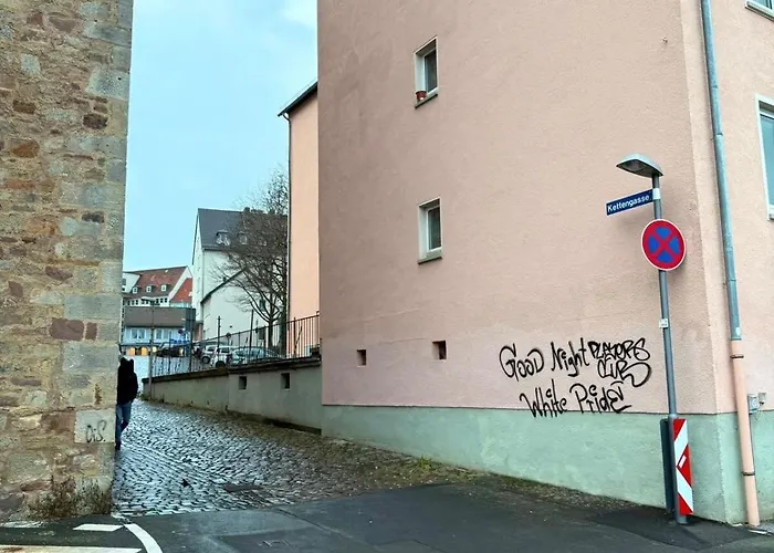 Gemuetliche Und Zentrale Stadtwohnung 公寓