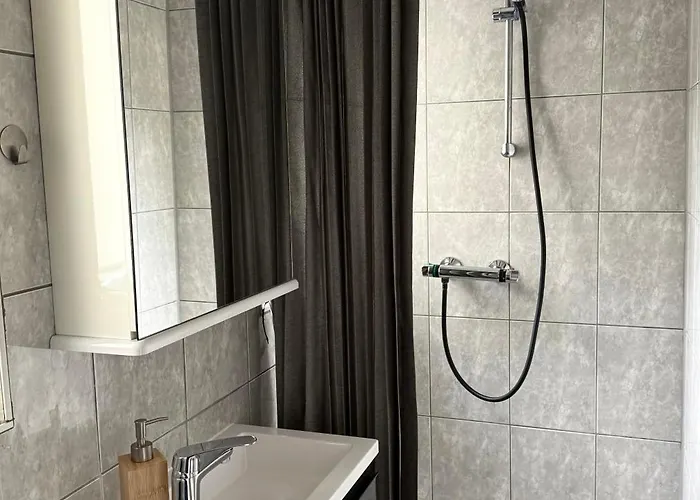 Gemuetliche Und Zentrale Stadtwohnung Kassel